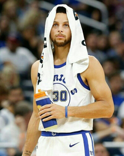 拽翻在地 拽翻在地