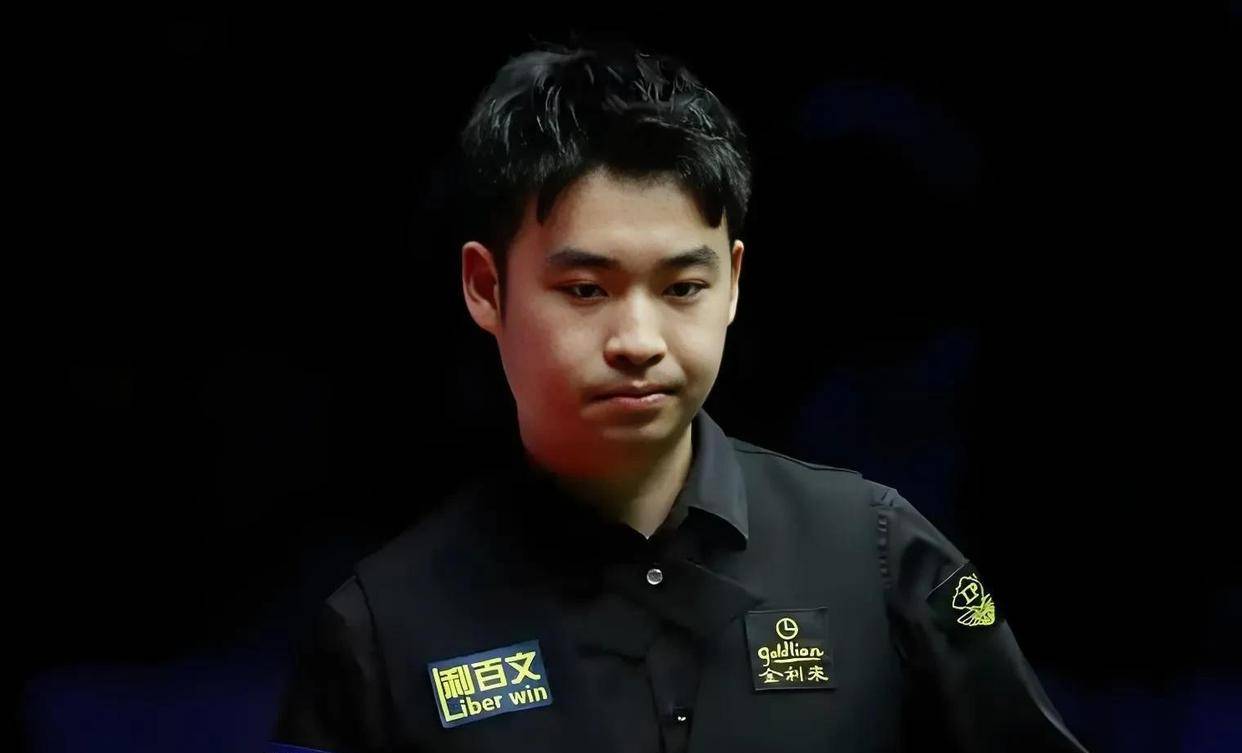 以来持续的 以来持续的