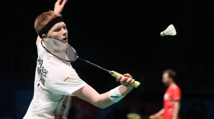 他在第四节 他在第四节